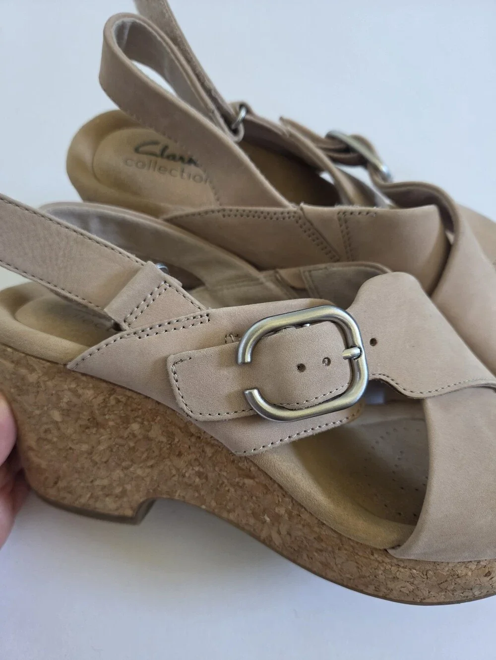 Clarks Giselle Dove Wedge Sandals in Sand Nubuck leather size 9